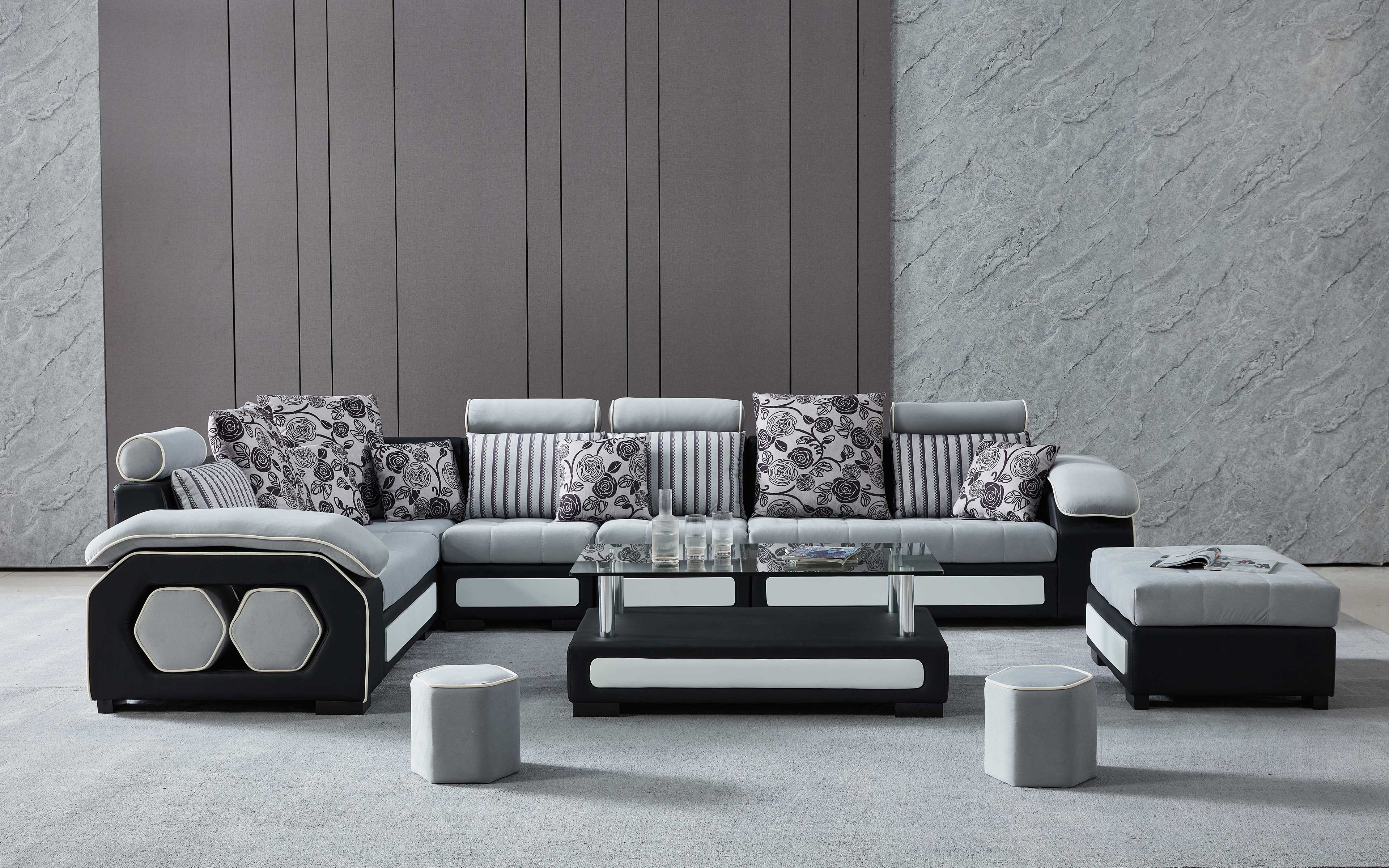 Selena Classical Modular Tufted Sectional